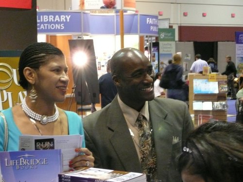 orlando book signing-july08 (22).jpg